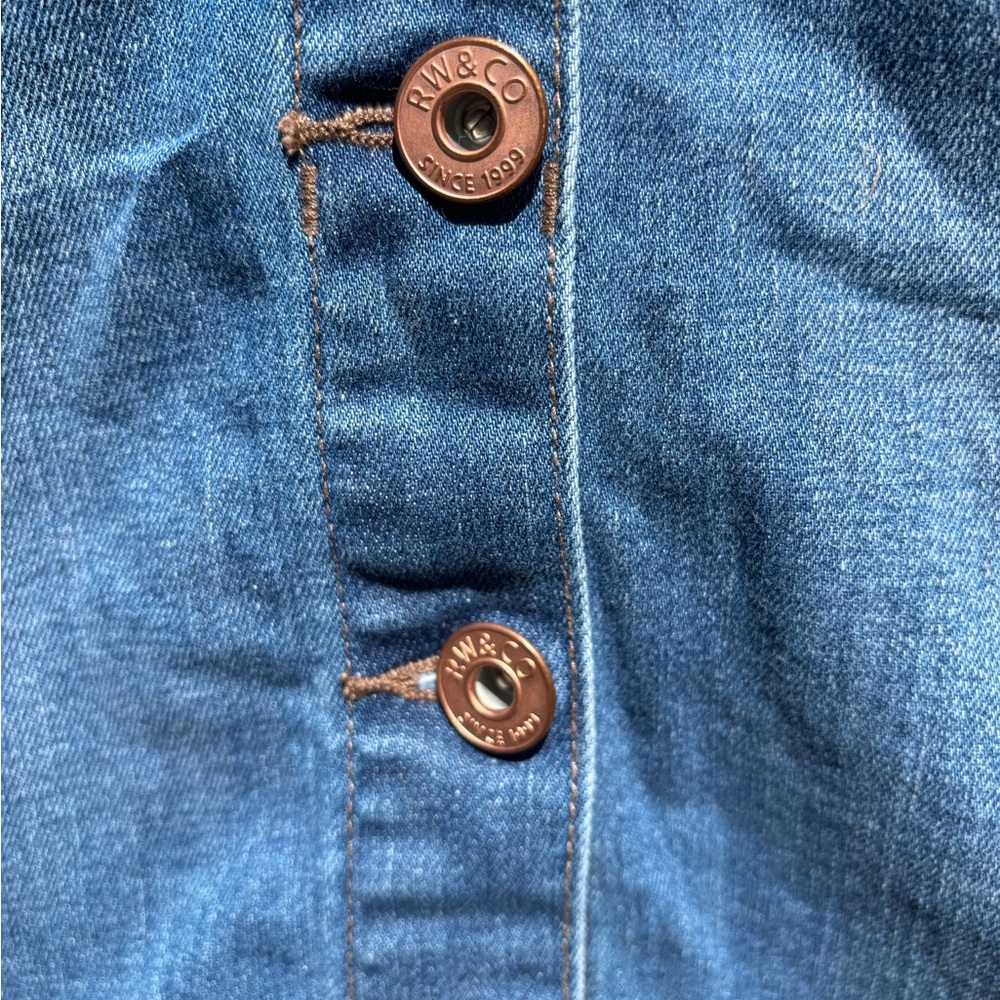 RW&Co Denim Button-Front Jean Skirt Size 4 - Picture 3 of 6